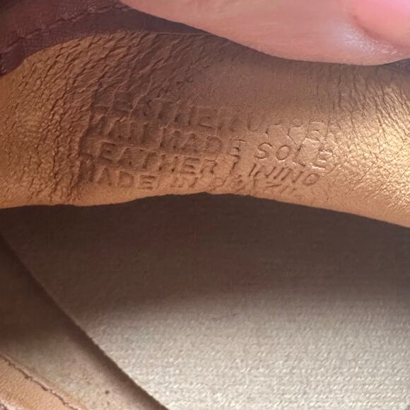 VTG Nurture Brown Leather Kitten Heel Mules Womens SZ 7.5 Y2K Classic Comfort - Picture 9 of 11